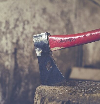 Gevindskæring vs. gevindfræsning: Hvad er forskellen og hvornår skal du vælge hvad?